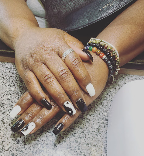 Golden & Nails LLC (10% OFF New Customers) - Thumbnail