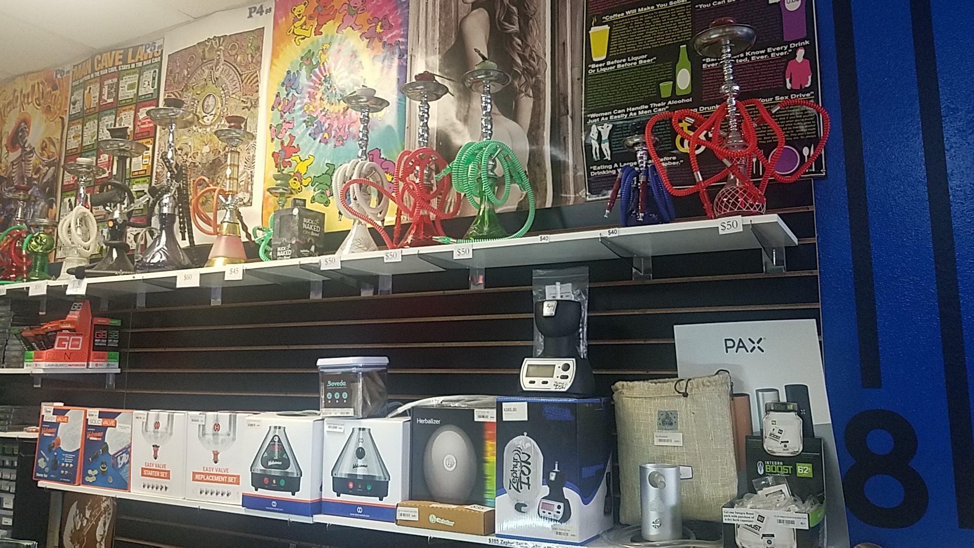 The HaZy HideAway Vape and Hookah photo 5