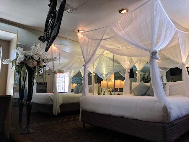 Postmarc Hotel and Spa Suites