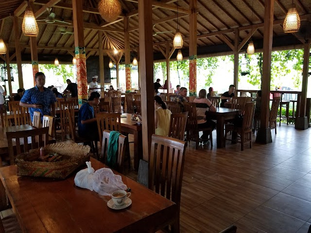 Warung Bamboo