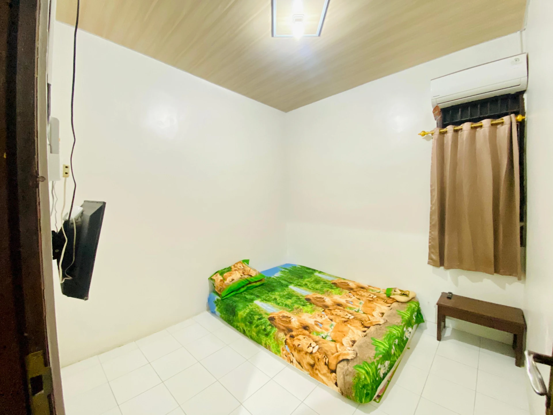 PENGINAPAN HIDAYAH (penginapan H.sumarjo)