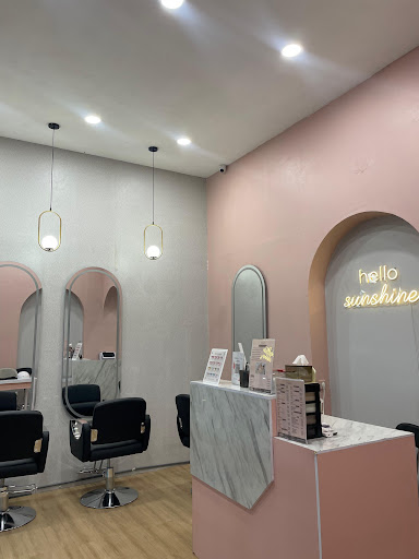 Sunshine Beauty Studio Aimas