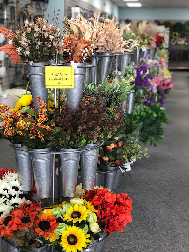 Alexander’s Home Decor