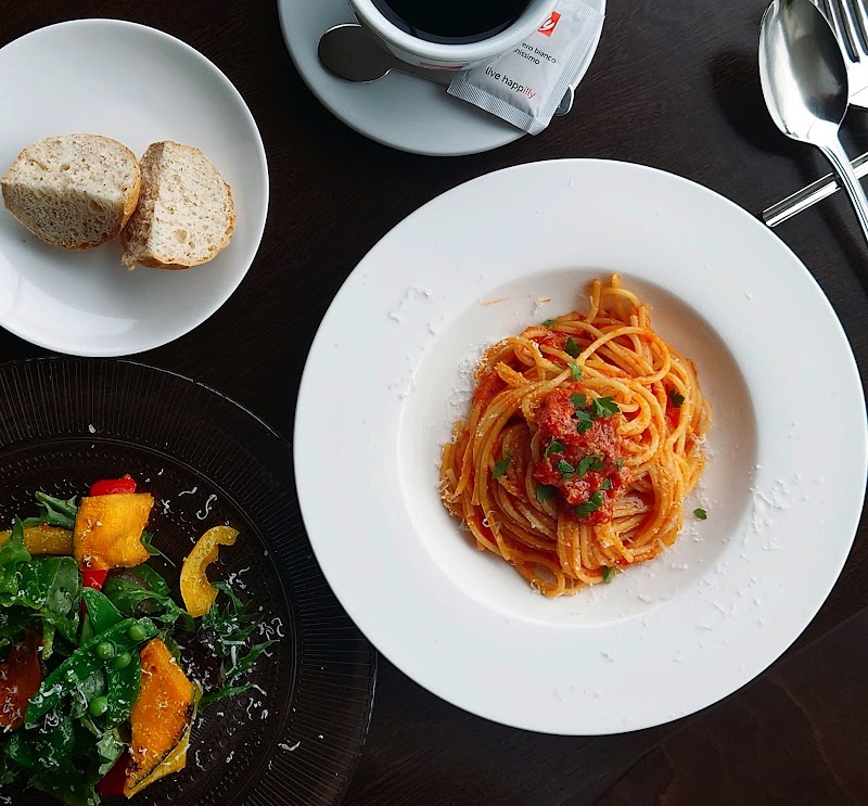 トラットリア・ヴィーヴォ