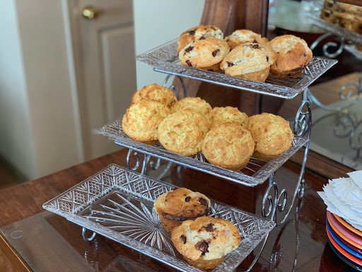 Breakfast Table - Visual