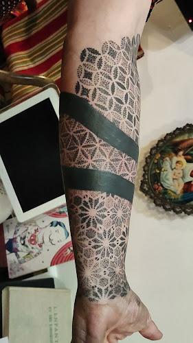 Avis sur l'art de la bousille à Toulon - Tatoueur