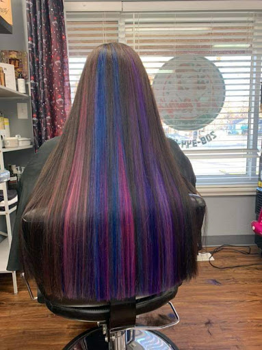 Red Bettys Hair House - Thumbnail