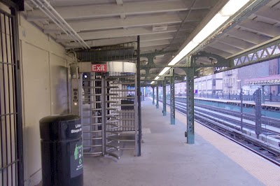 215 Street Station