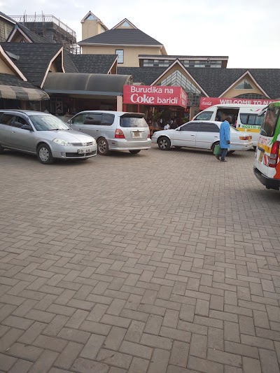 Photos of Nakubreeze Travellers Inn