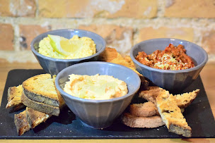 Photo n°30 de Loufoque Paris 5 - Restaurant et bar à jeux à Paris (Bar)