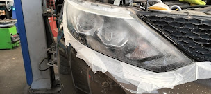 Photo n°1 de EURAUTOMOBILES à Parville (Atelier de réparation automobile)