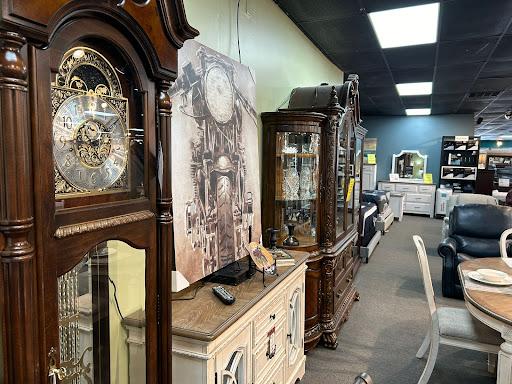 Lavish Furniture of Southern Pines - Thumbnail
