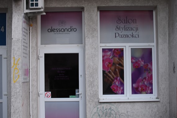 Alessandro - salon kosmetyczny, stylizacja paznokci. Pedicure & Manicure Poznań, Author: Darek Kraśnicki