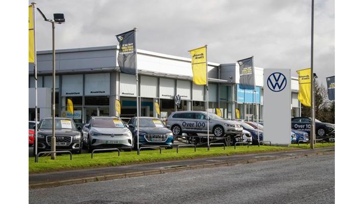 Arnold Clark Wishaw Volkswagen photo 2