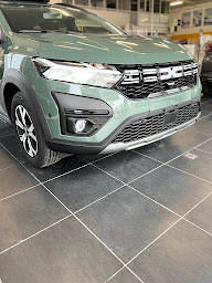 Photo n°4 de Dacia Villeneuve-sur-Lot - edenauto à Bias (Vendeur de voitures d'occasion)