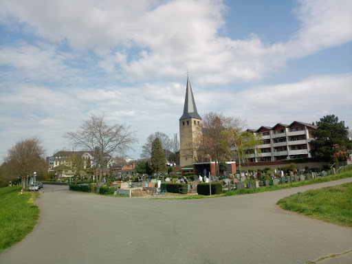 katholischer Friedhof Niederkassel - Thumbnail