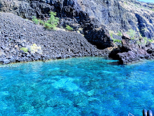 Kealakekua Bay State Historical Park