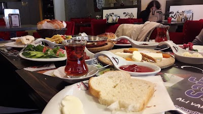 Photos of G&uuml;lyurt Pastaneleri