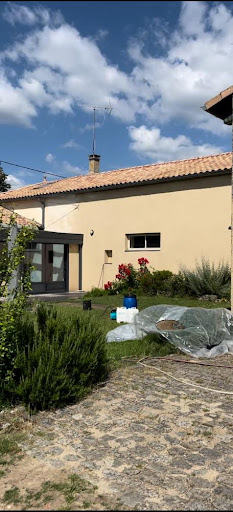 Photo de MD-Rénovation Léognan 33 - Couvreur Talence | Artisan Peintre Nettoyage Toiture Gradignan Gironde à Talence (33400)