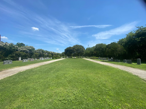 Rodfei Shalom Cemetery - Thumbnail