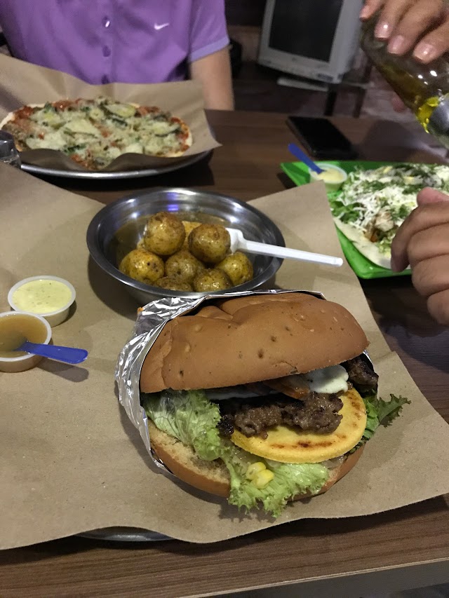 Burger Inc