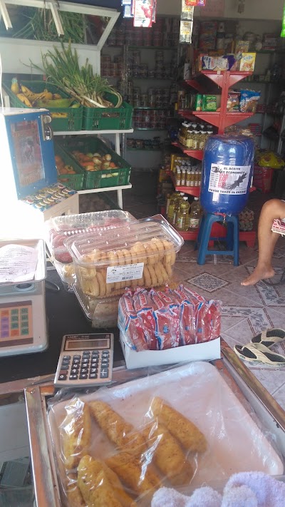 Photos of Supermercado 13 Mayo