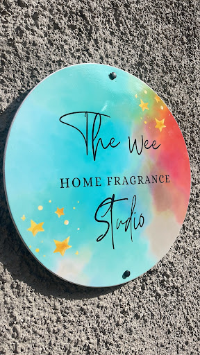 The wee home fragrance studio