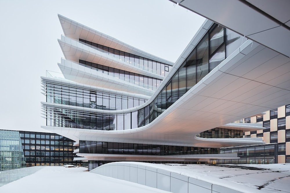 Business Stadium Central by Hanner & Zaha Hadid Architects