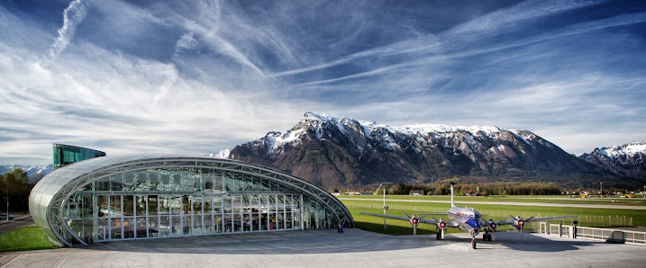 Red Bull Hangar-7 Wilhelm-Spazier-Straße 7a, 5020 Salzburg, Österreich
