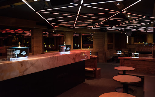 Farm Club, Verbier