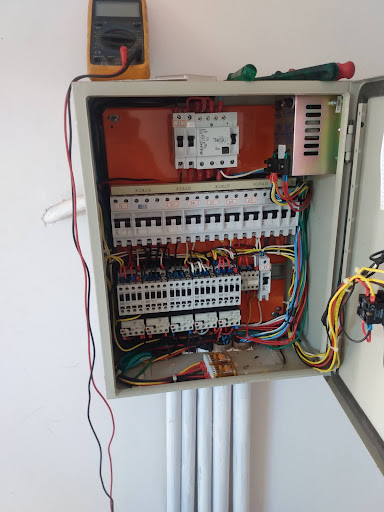 Eletricista Limeira SILOTEC SOLUÇÕES ELÉTRICA cnpj ativo Leitura interpretação projetos, instalações manutenção elétrica