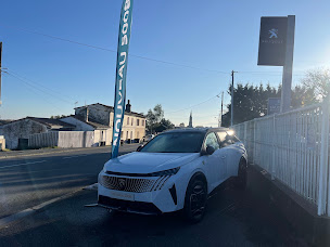 Photo n°23 de Sausset Automobiles Peugeot | Saint-Loubès à Saint-Loubès (Vendeur de voitures d'occasion)