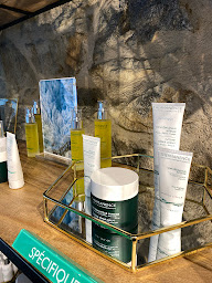 Photo n°6 de Boutique Thermanence Bains de St Thomas à Fontpédrouse (Magasin de cosmétiques)