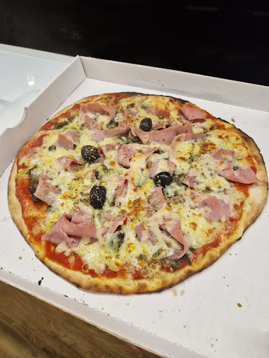 Photo 2 - ChezGillouPizza