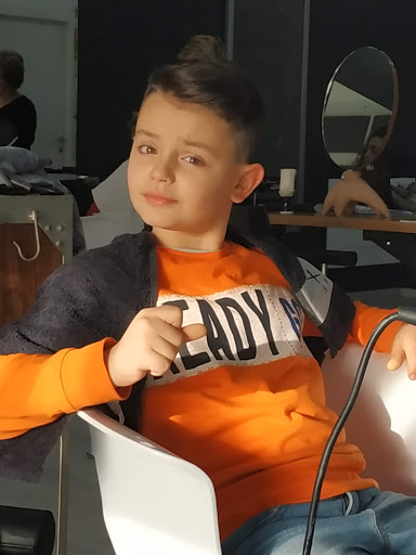 Colomba Parrucchieri - Salone L'Oréal Professionnel - Thumbnail