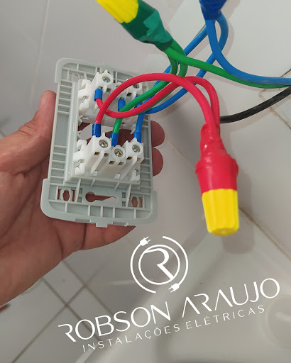 Robson Araujo | Instalações Elétricas