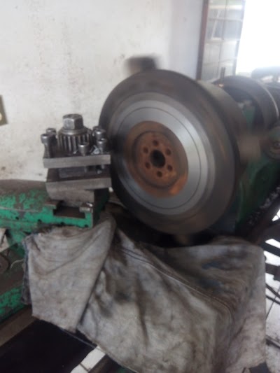 Photos of Taller De Reparaciones Metal-Mecanica Zu&ntilde;iga
