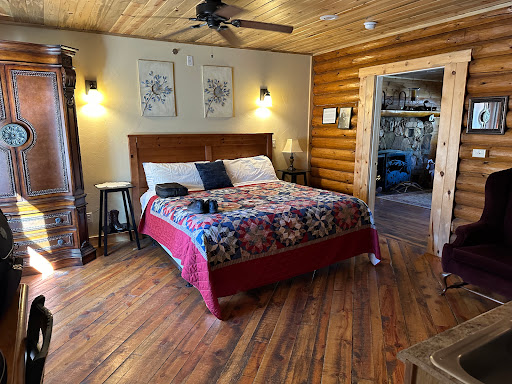 The Wapiti Lodge Gallery - United States