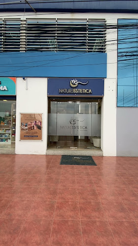 Opiniones de Nature Estética by Hospital Granados en Salinas - Gimnasio