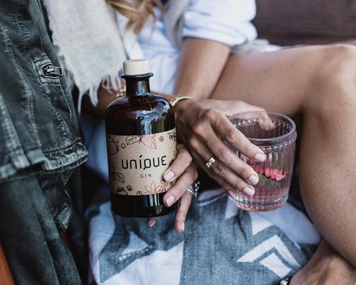 UNIQUE Gin - Visual