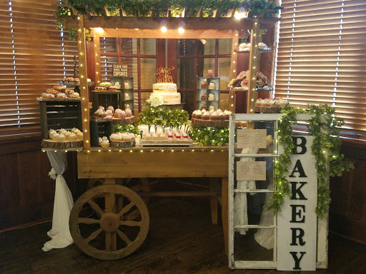 NutMeg's Sweets - Visual