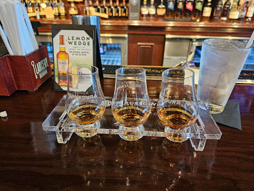 Down One Bourbon Bar - Visual