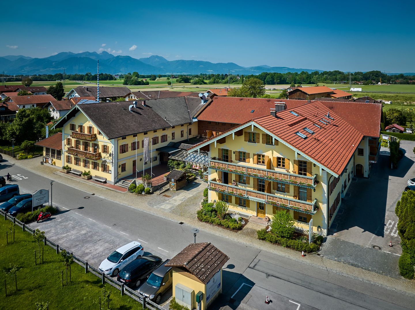 Happinger Hof Hotel & Landgasthof - Housity