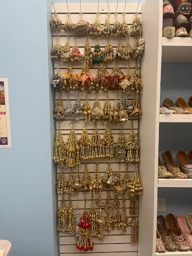 Gode Gode Cha Maniyari & Jewellery Shop Gallery - United States