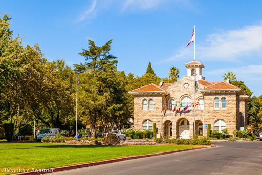 Sonoma Food and Wine Tour - by Gourmet Food & Wine Tours - Thumbnail