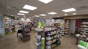 Photo n°4 de Capel à Exincourt (Magasin de meubles)