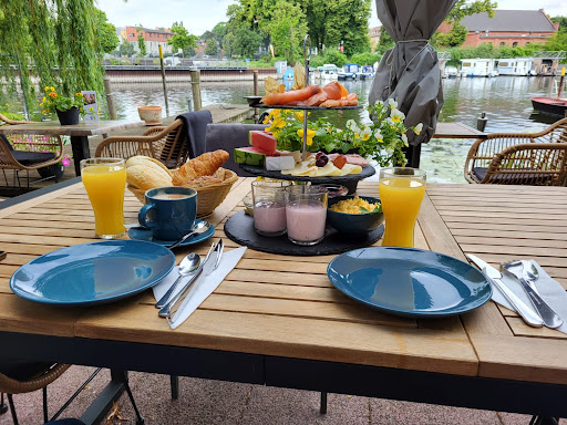 Restaurant Weidelounge / Teeladen Brandenburg - Thumbnail