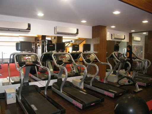 Endurance Fitness First Gym
