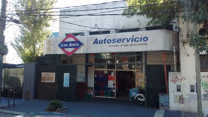 Autoservicio Les Amis, Author: Alejandro Zupnik