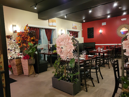 Sang Tong Thai - Kennett Square Logo